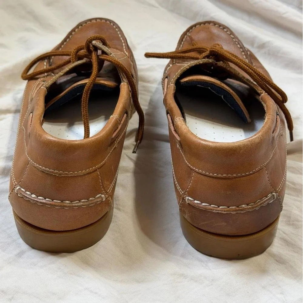 Light Brown leather boat shoes Size 10.5